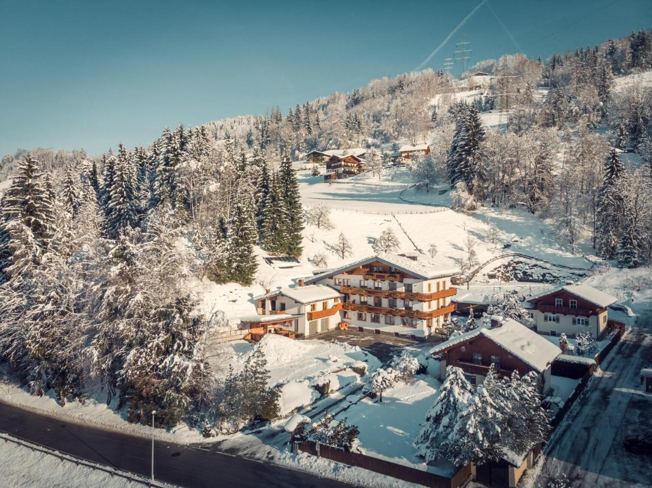 Aparthotel Der Jagdhof à Sankt Johann im Pongau Extérieur photo